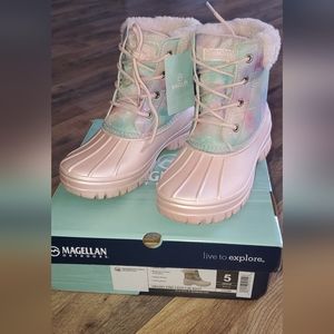 Magellan Outdoors Youth Girl Orchid Pink Boots